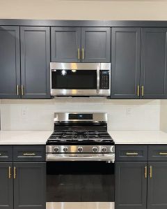 Gallery Image : Brock cabinets